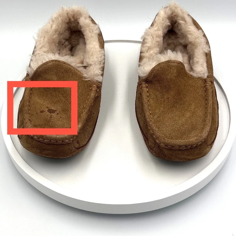 UGG Kids Ansley Chestnut Suede Moccasin Slippers 1120886K Brown Size 4 Youth